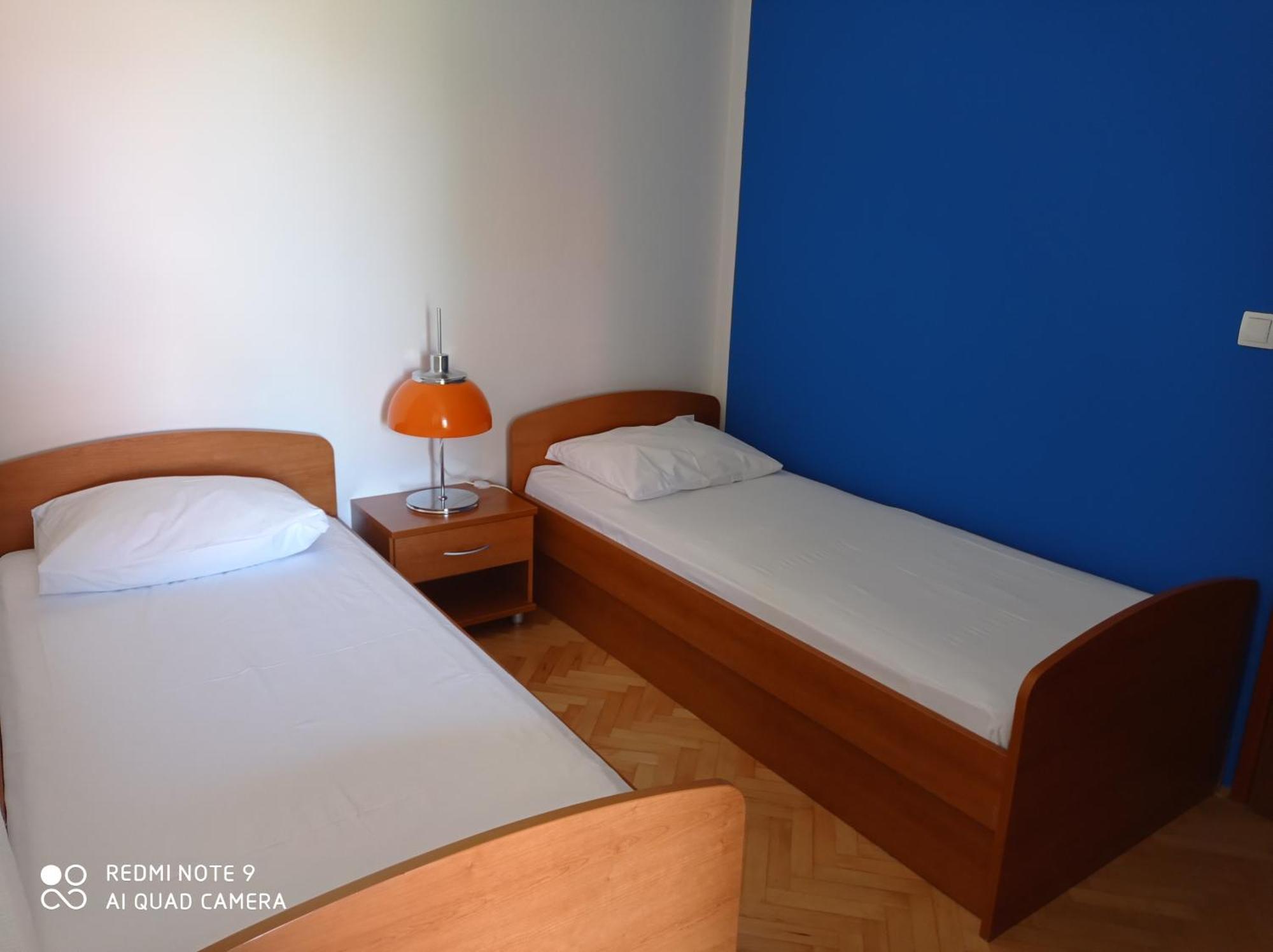 Apartments Vodopija 300M To The Beach Sveti Filip i Jakov Rom bilde