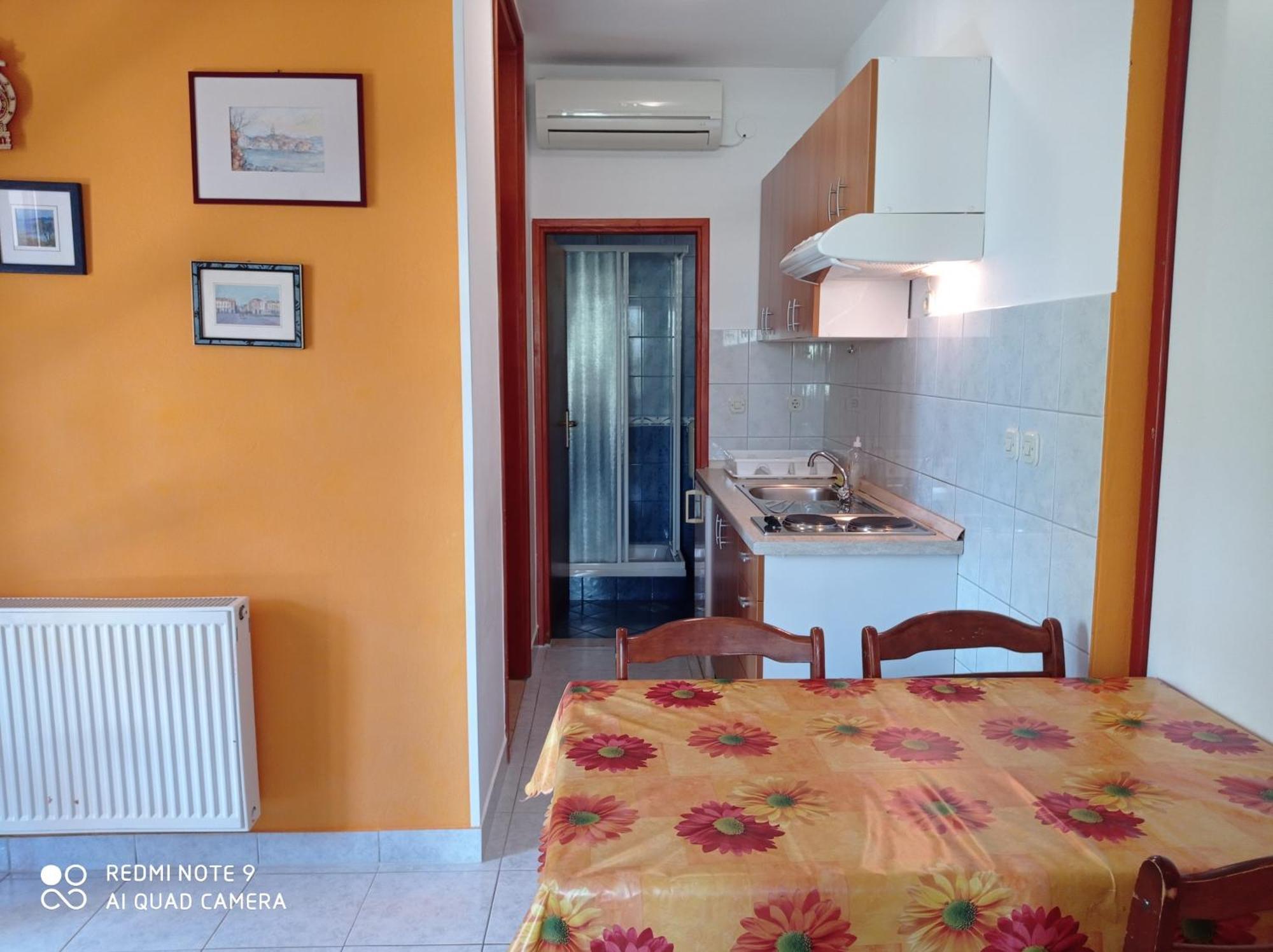 Apartments Vodopija 300M To The Beach Sveti Filip i Jakov Rom bilde
