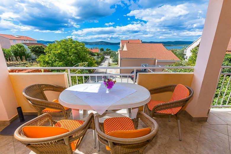 Apartments Vodopija 300M To The Beach Sveti Filip i Jakov Eksteriør bilde